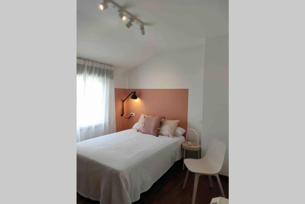 Avenida 37 Lägenhet Caldas De Reis Exteriör bild