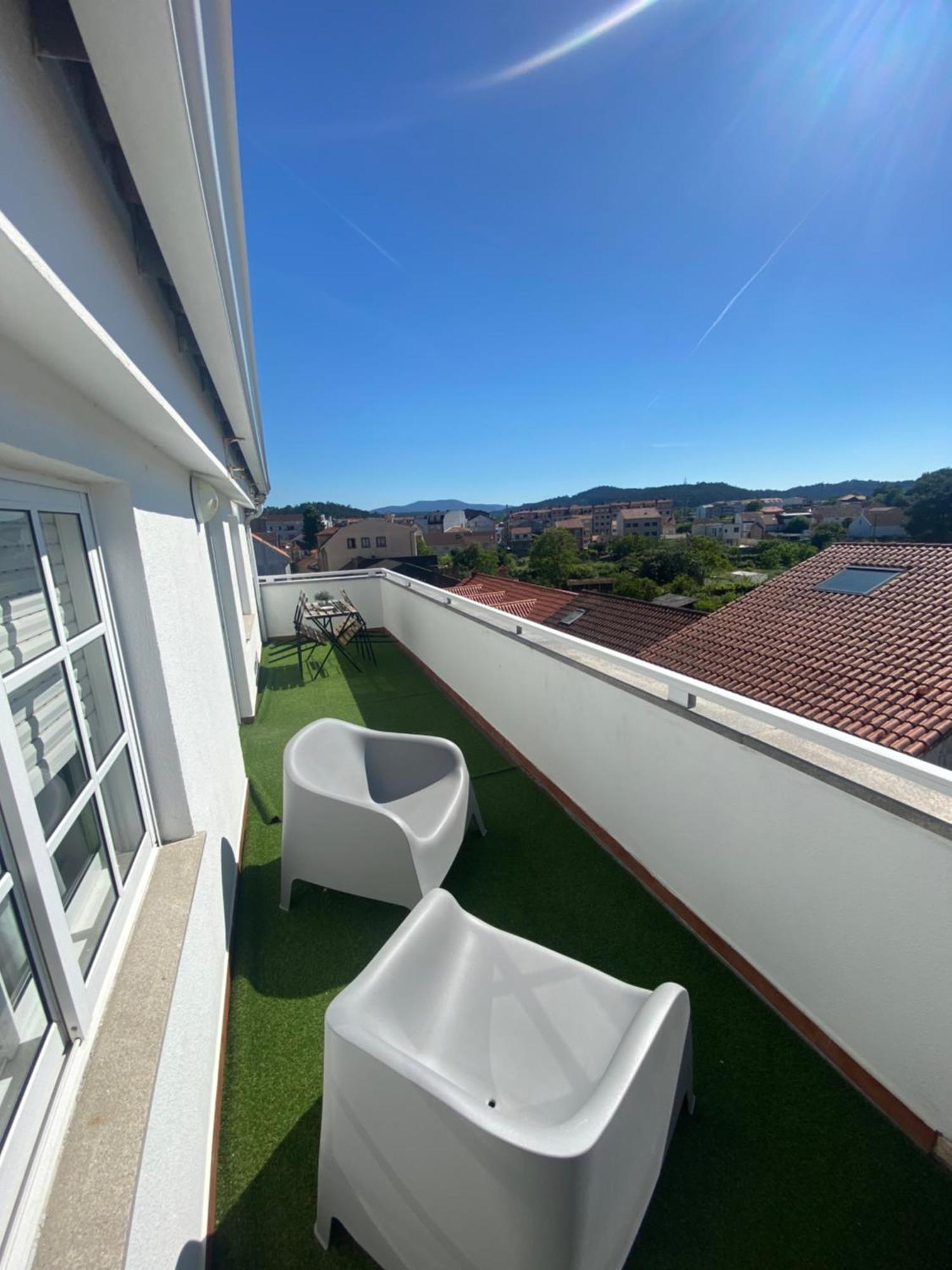 Avenida 37 Lägenhet Caldas De Reis Exteriör bild